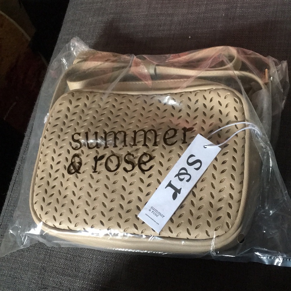 Fabfitfun tan crossbody